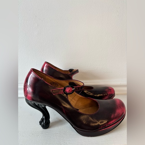 John Fluevog Shoes - John Fluevog- Women's Burgundy Mary Jane Heels with Sculpted Black Heel